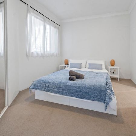 Cozy 2 Bedroom Apartment Surry Hills Sydney Luaran gambar